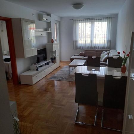 Apartman Mario - Arena ซาเกร็บ ภายนอก รูปภาพ