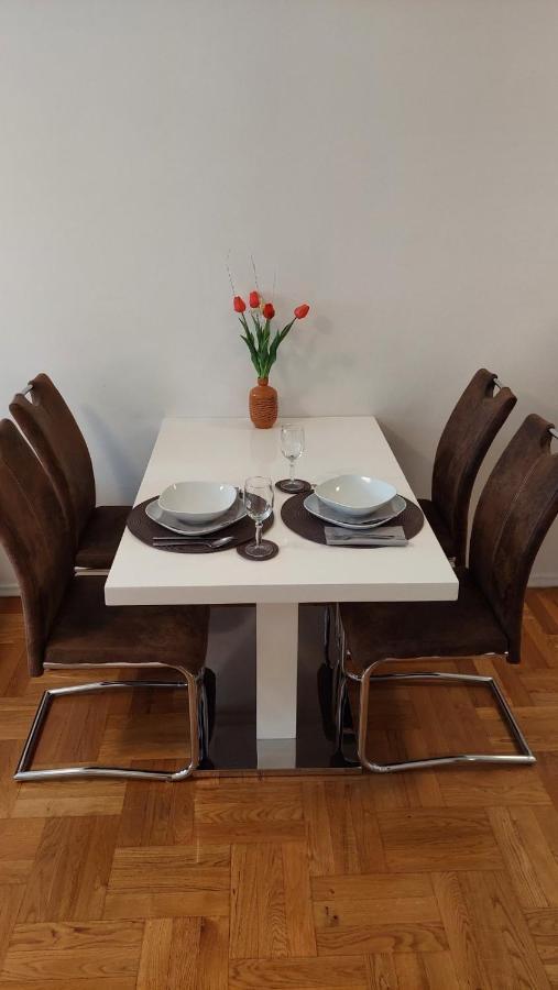 Apartman Mario - Arena ซาเกร็บ ภายนอก รูปภาพ